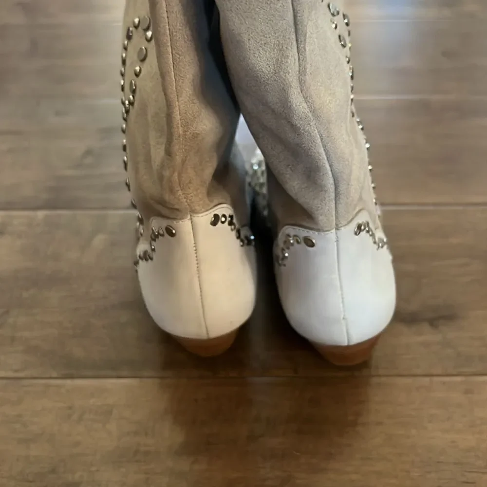 Free People Joelton Studded Western Boots tan and Lt Grey Leather EU 37 US 7